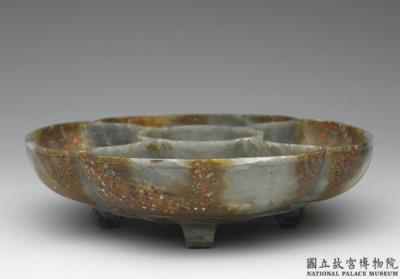 图片[2]-Jade segmented plate, Mughal Empire-China Archive